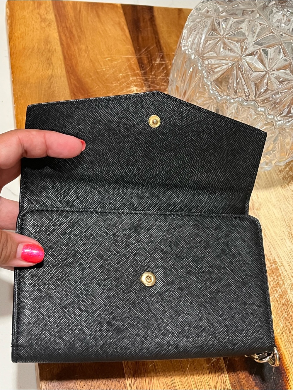 Kate Spade Laurel Way iPhone Wristlet Wallet Black Saffiano Leather EUC - Picture 6 of 9